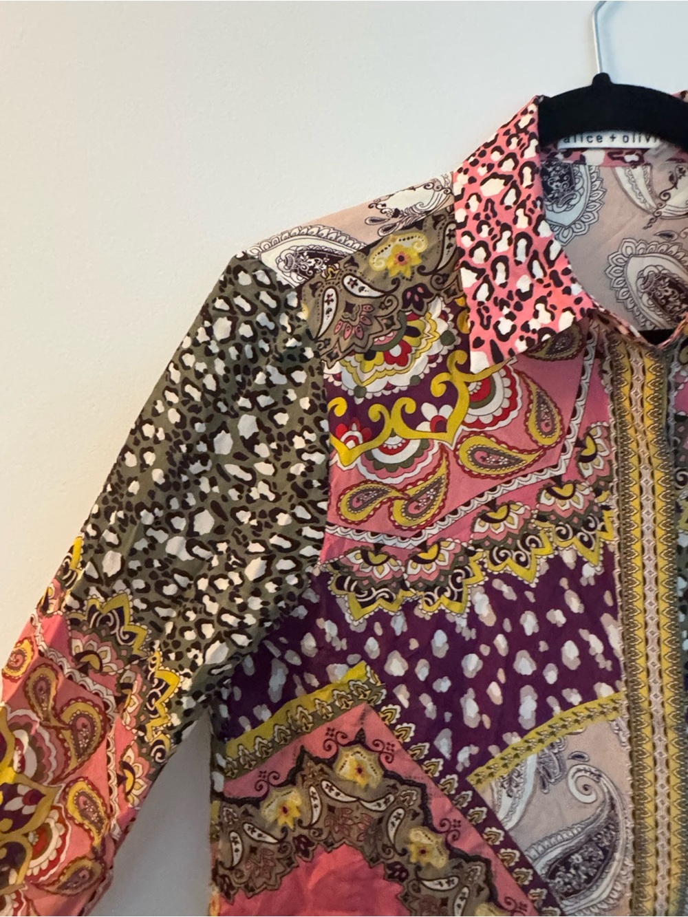 Alice + Olivia 100% Silk Patchwork Paisley Blouse – Size Small - Picture 5 of 6
